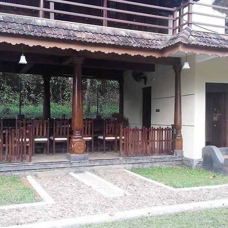 7Th Heaven Resorts Kochi Exterior photo