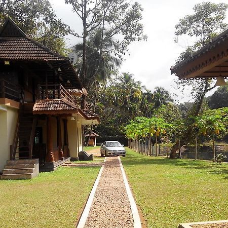 7Th Heaven Resorts Kochi Exterior photo