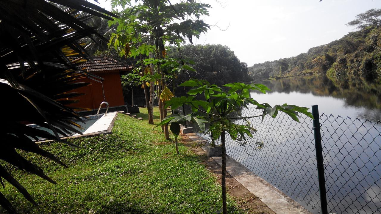 7Th Heaven Resorts Kochi Exterior photo